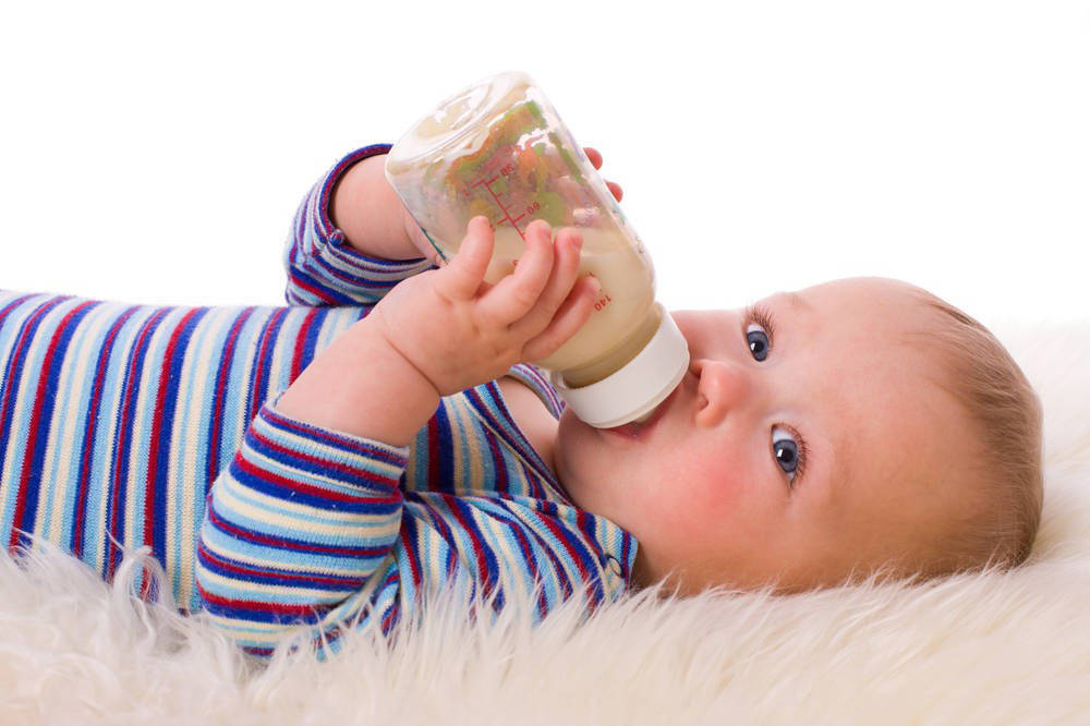 儿科医生：两类宝宝辅食加肉越早越好,太迟会影响孩子大脑发育