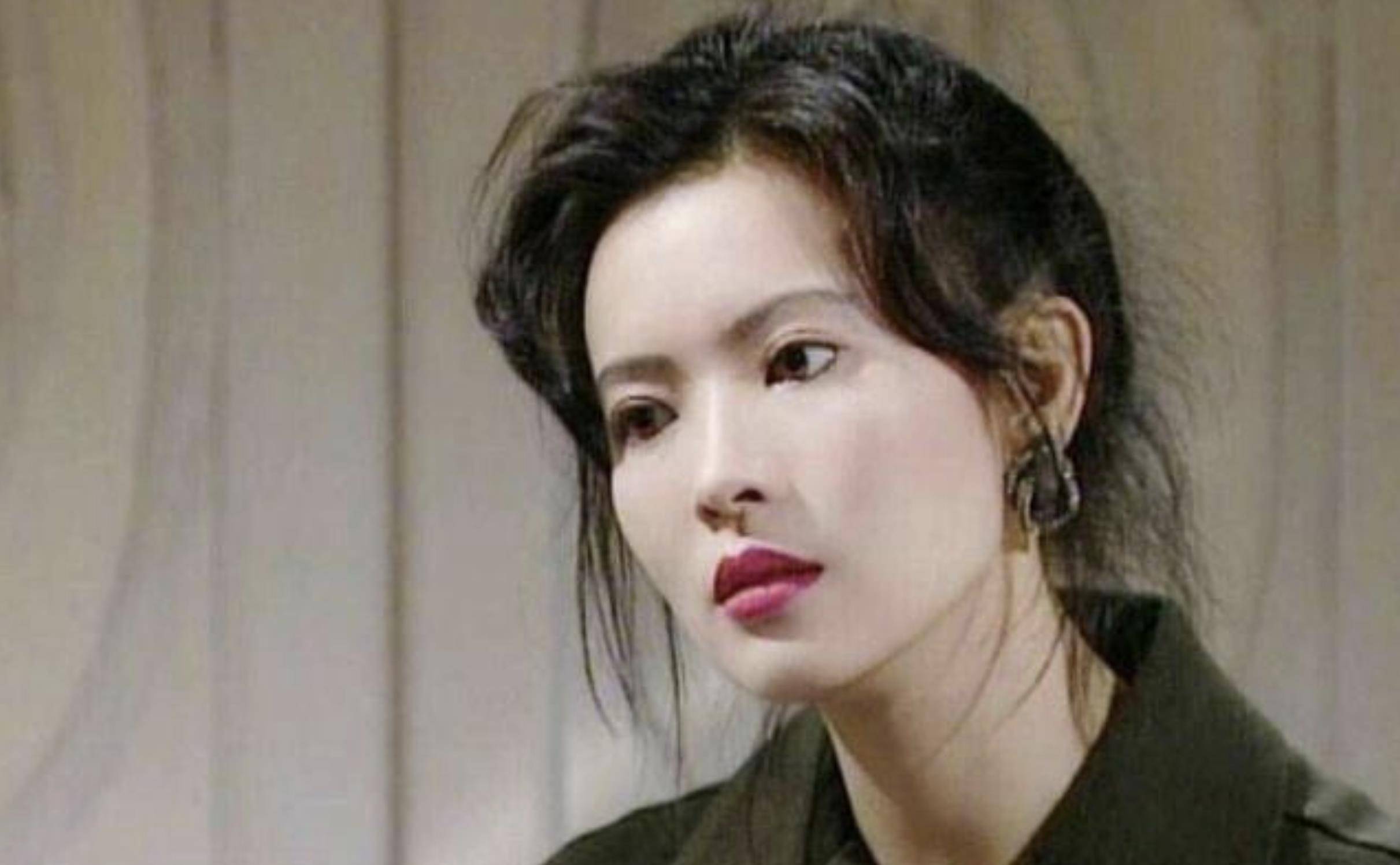 蓝洁莹 来自搜狐网