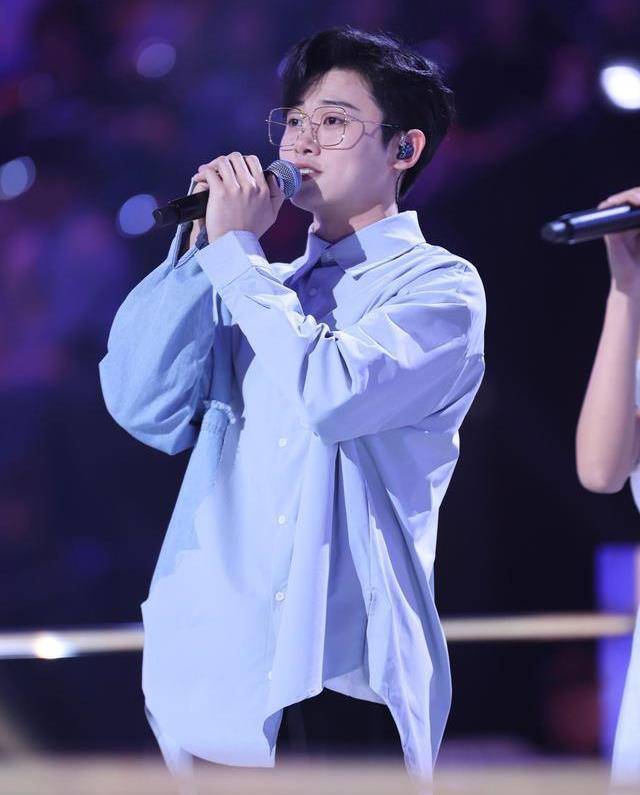 中国好声音:傅欣瑶止步五强,单依纯不敌潘虹,逐渐失