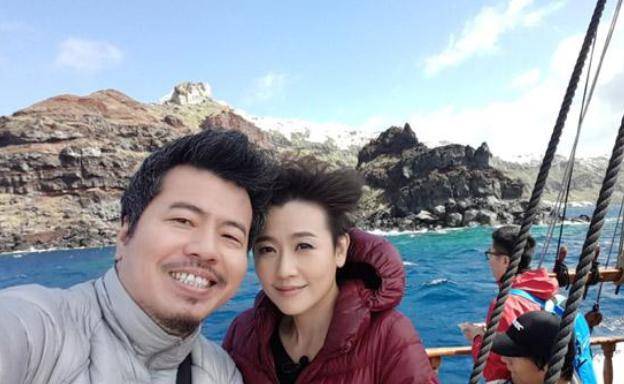 最惨鸟巢演唱会,亏损千万与老婆哭成一团,网友:这个梦想有点贵_黄国伦