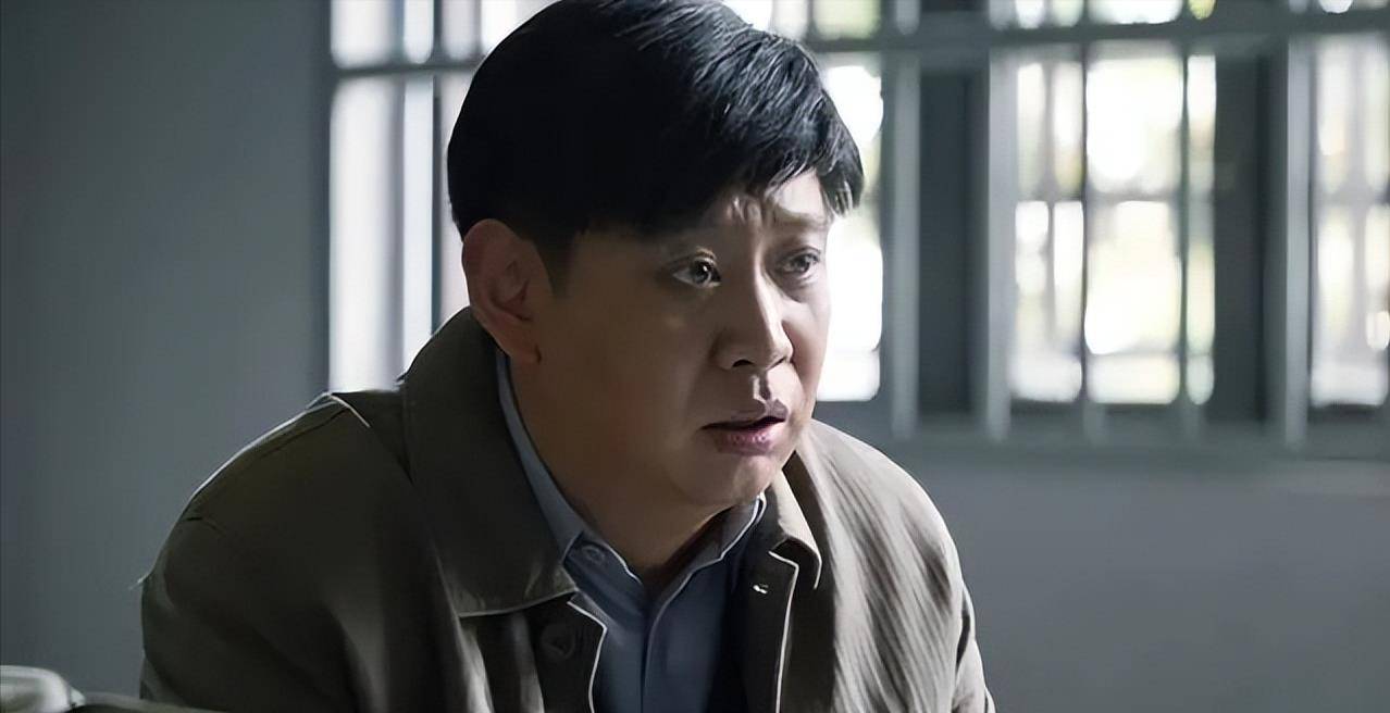 《狂飙》大家耳熟能详但说不上名字的演员们,一个比一个阅历多,来头大