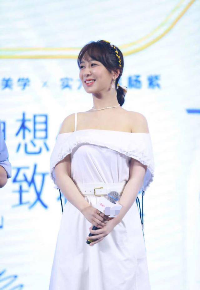 暴露最近状态,身材发福肩膀圆润,网友:漂亮吧求求了_管理_吴亦凡_衣服