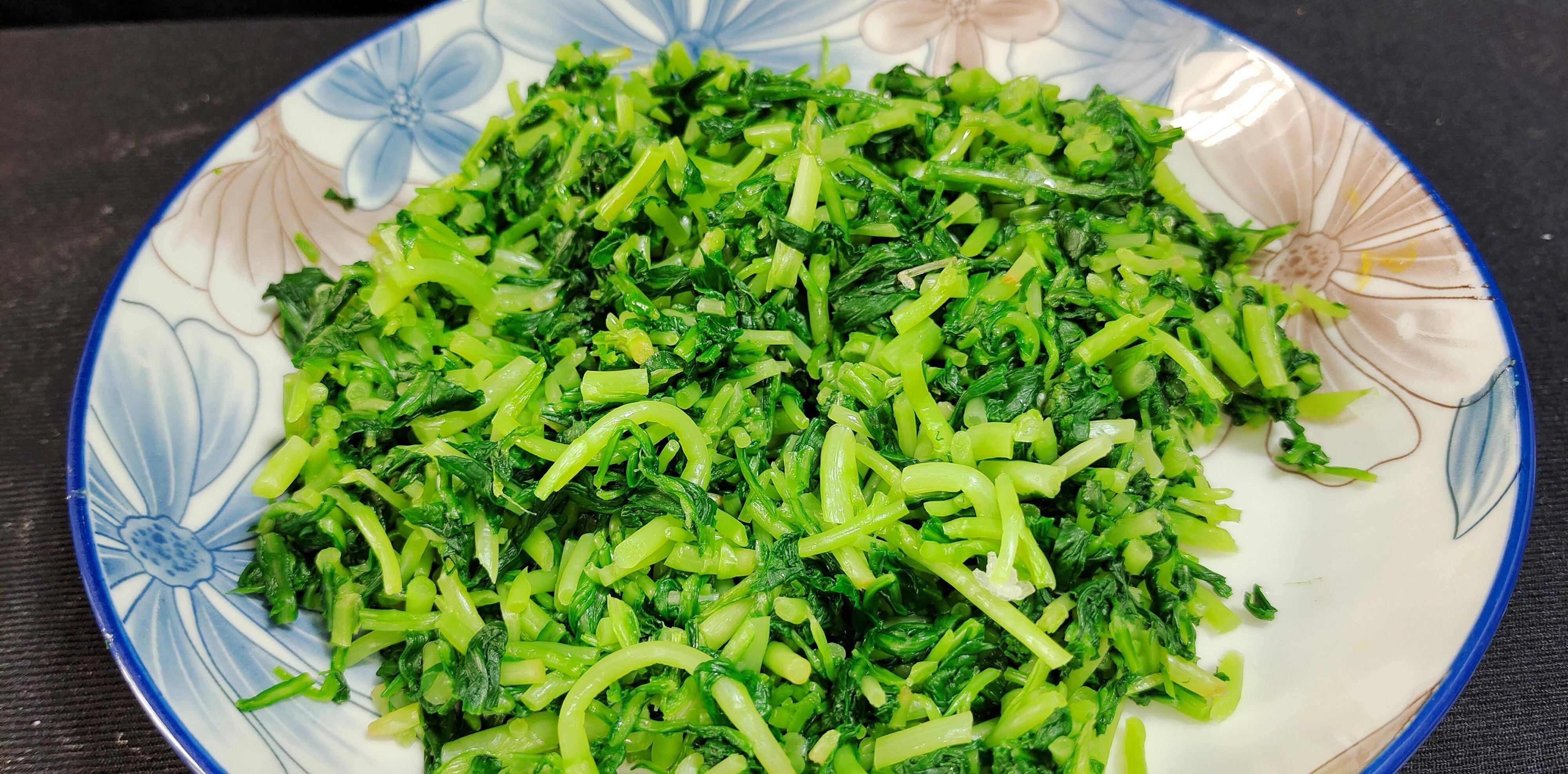 马兰头拌香干:春天"补钾"必吃野菜!