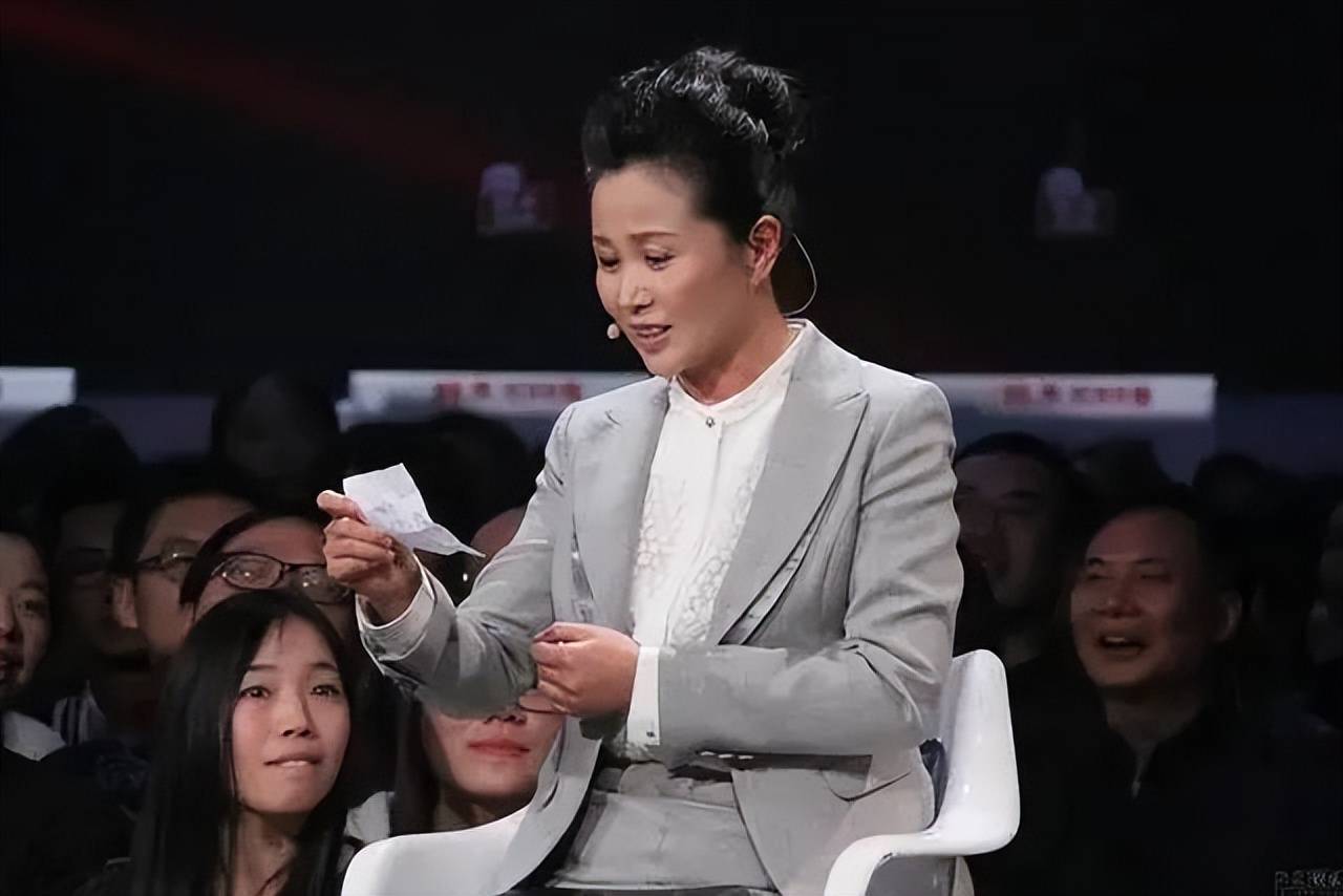 "非诚勿扰"黄菡现状:退居幕后,相夫教女搞学术,气质变化大_主动_爱情