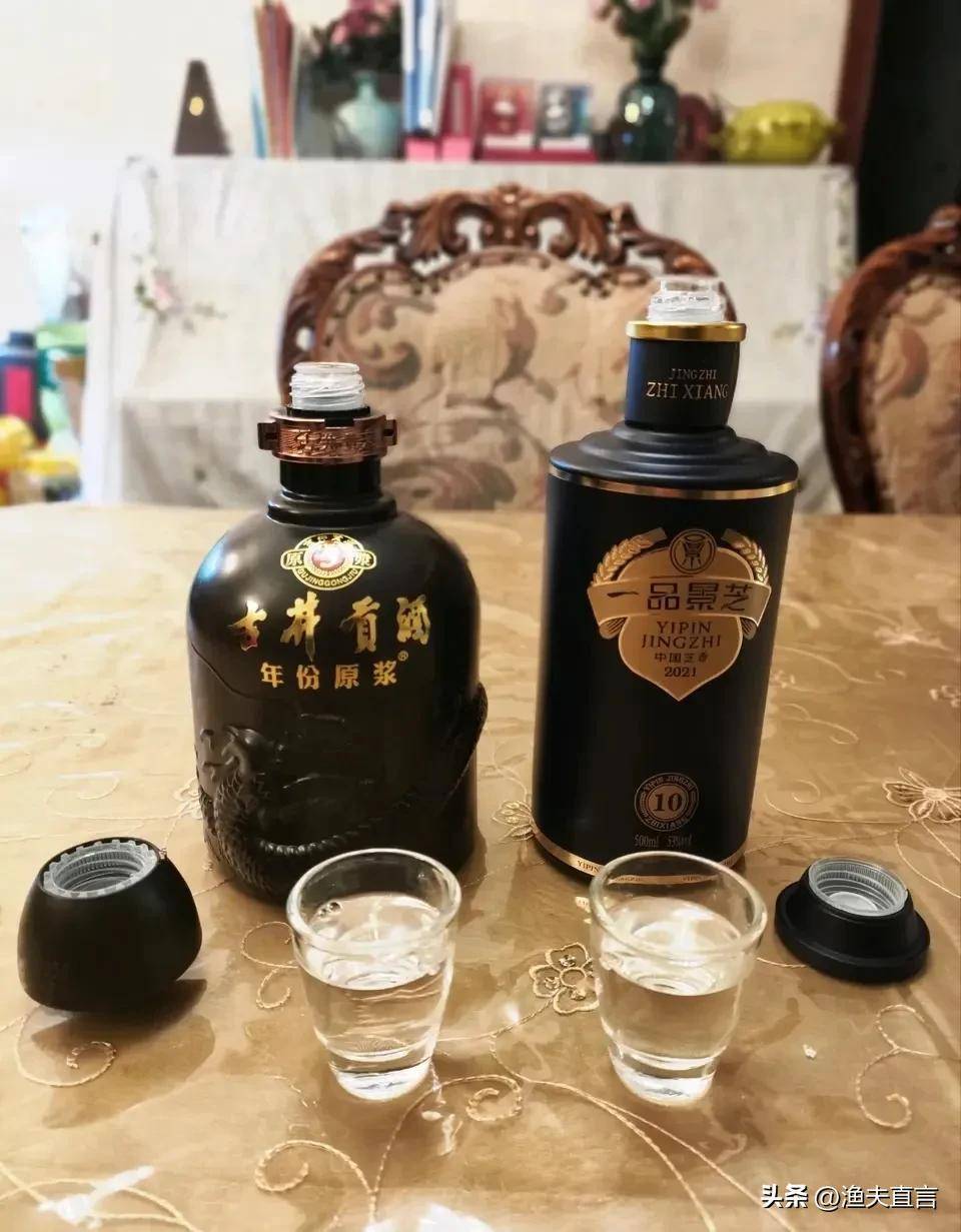 古井贡酒古5对比景芝酒一品景芝10_香气_浓香_感觉