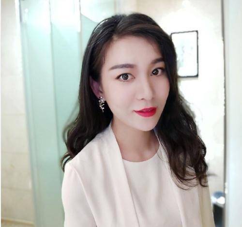 非诚勿扰》无臂少女台上与小伙牵手成功,台下就被甩,现在如何_雷庆瑶