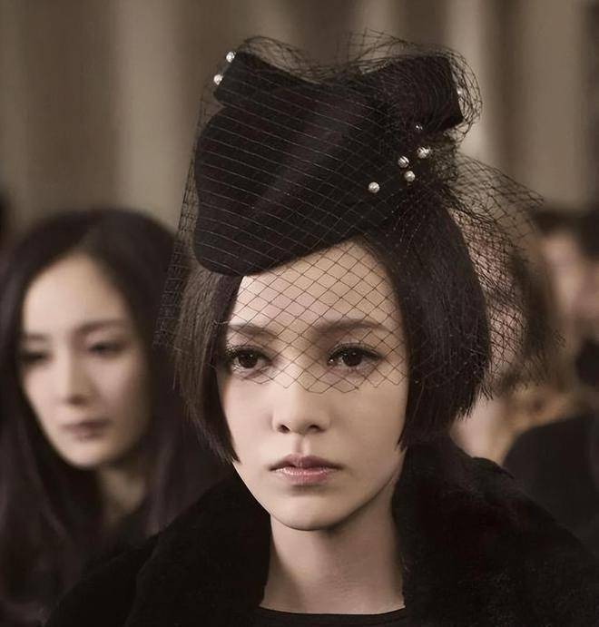 "元气少女"郭采洁:遇见彩花门,被顾里克制,今天终于活出了自己_陈意涵