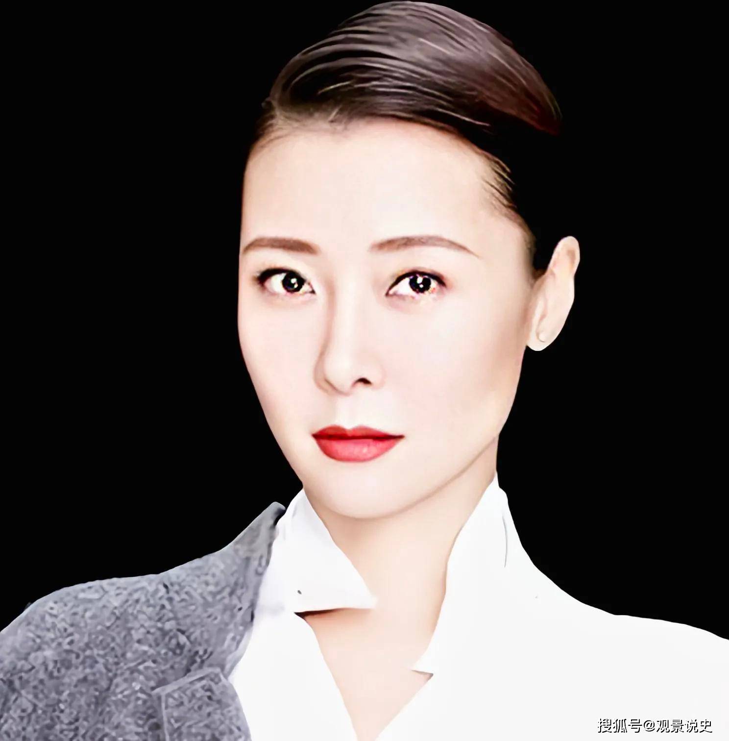 柯蓝与耿乐分手后在2008年与黄志忠合作《人间正道是沧桑》