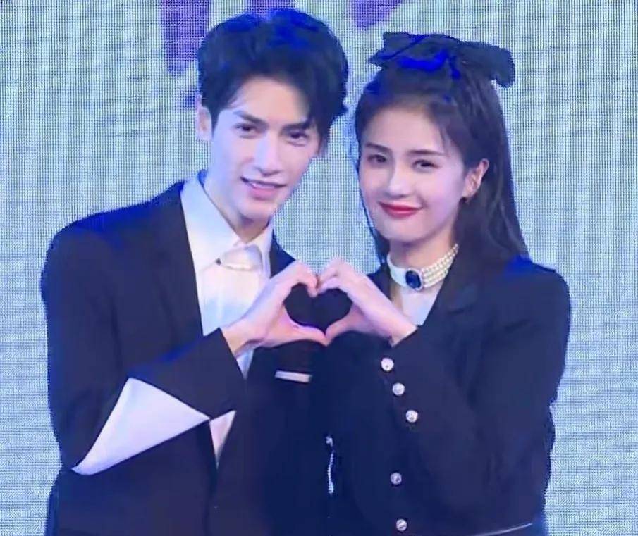 没有十级美肤和美颜滤镜,这些男明星的真实面貌无处可藏_罗云熙_陈飞