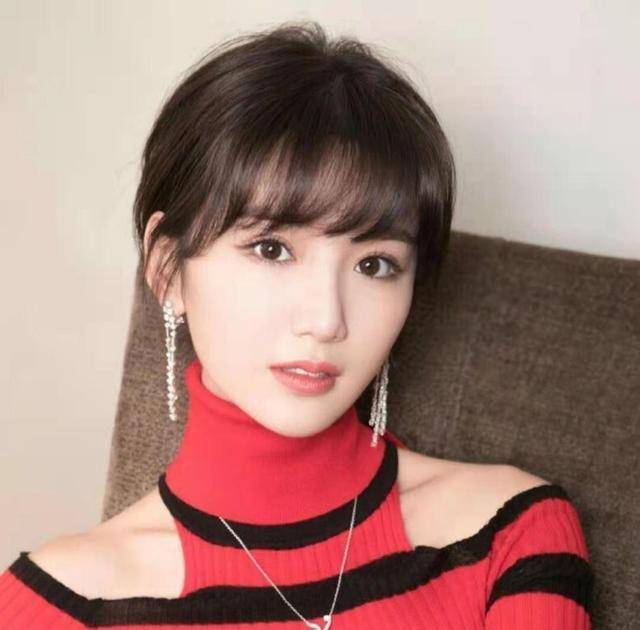 毛晓彤:做得了公主,也能成为头戴皇冠的女王_陈翔_录音_朋友