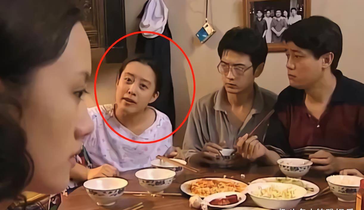 回看《贫嘴张大民》,演员表里全明星阵容,配角们也是炙手可热_梁冠华