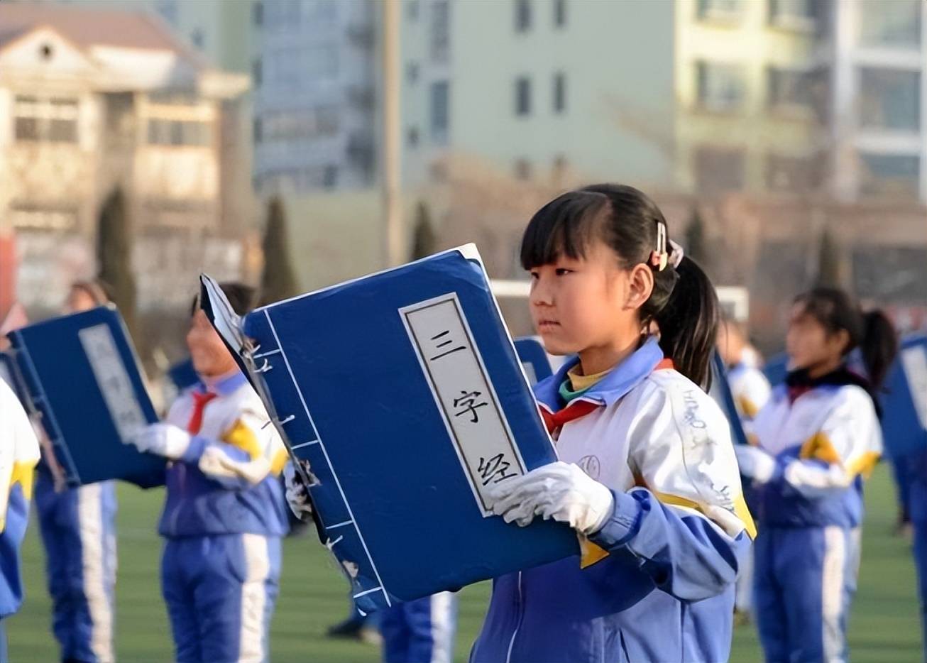 新型体罚”在中小学流行，老师不会“打骂”，学生却感到害怕