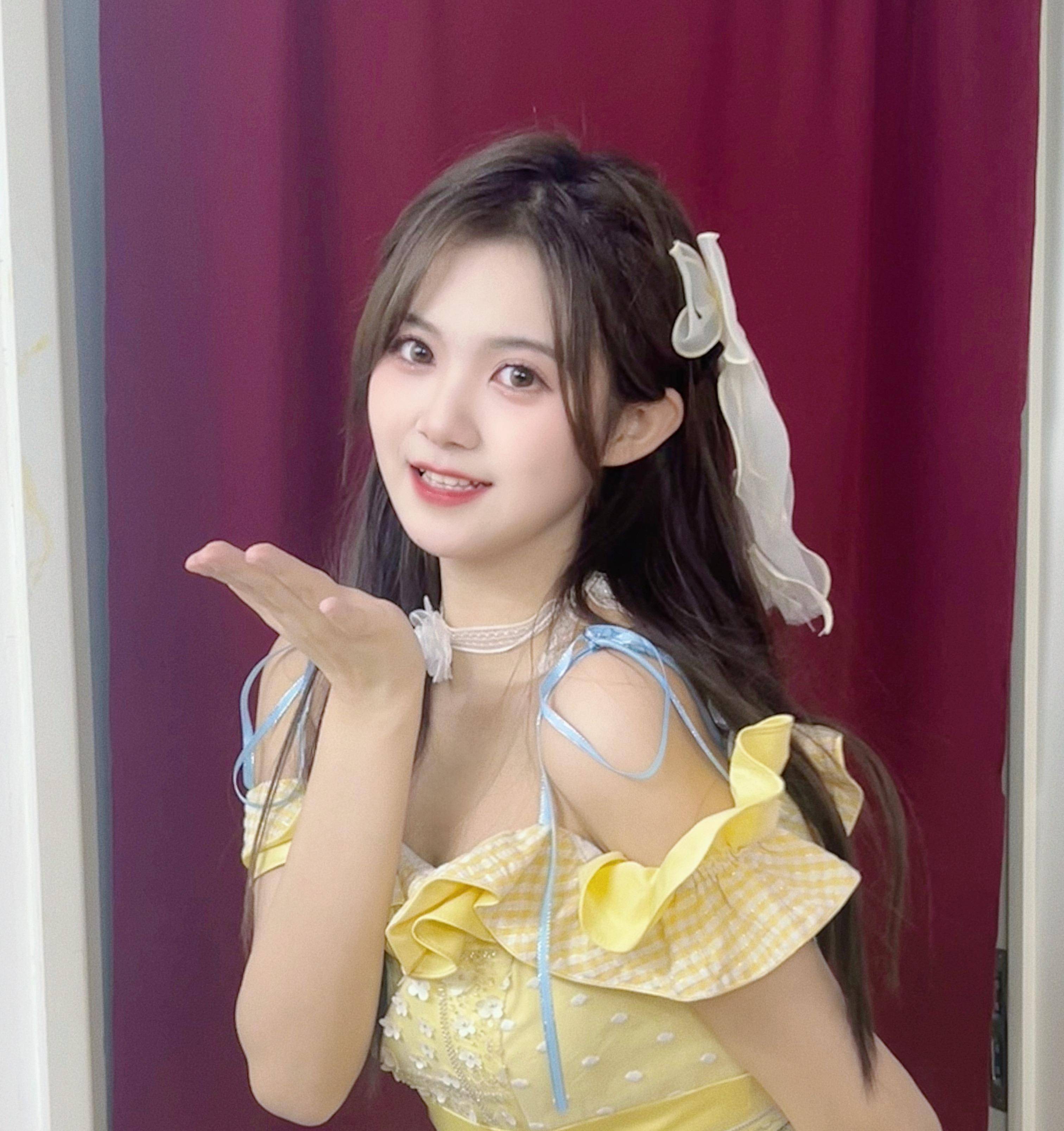 黄汝彤舒翔:(抖音帐号信息暂无)王梦媛:(抖音账号信息暂时缺失)