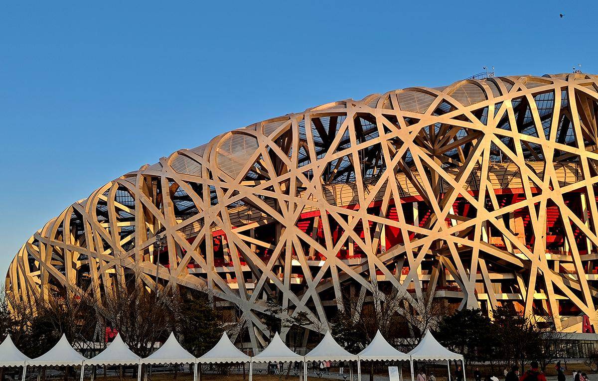 出游随拍:手机摄影记录鸟巢的独特之美_角度_感觉_夜景
