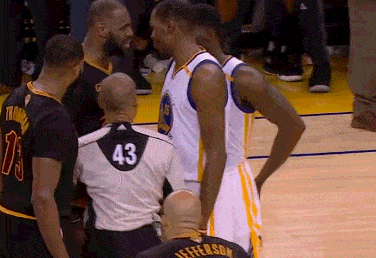 和詹姆斯两次互喷?詹姆斯说,你算什么?_杜兰特_勇士_防守