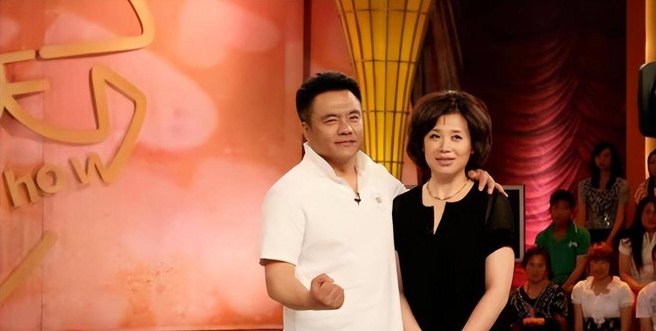 "国家一级演员"张秋歌9天相识并娶妻11岁,可惜她还没有孩子_母亲_妈妈