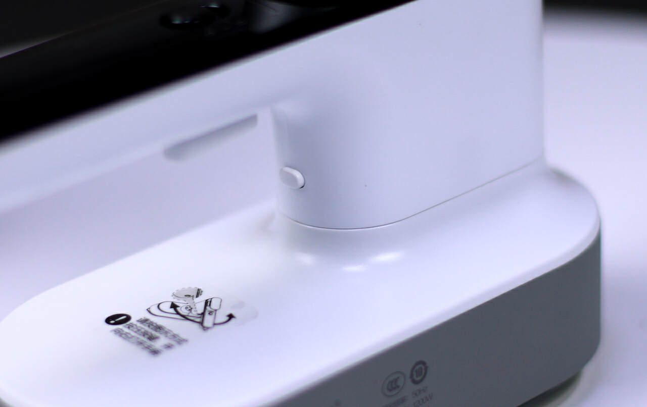 阿卡驰4.0Bar手持增压挂烫机:告别匆忙,职场人精致上班