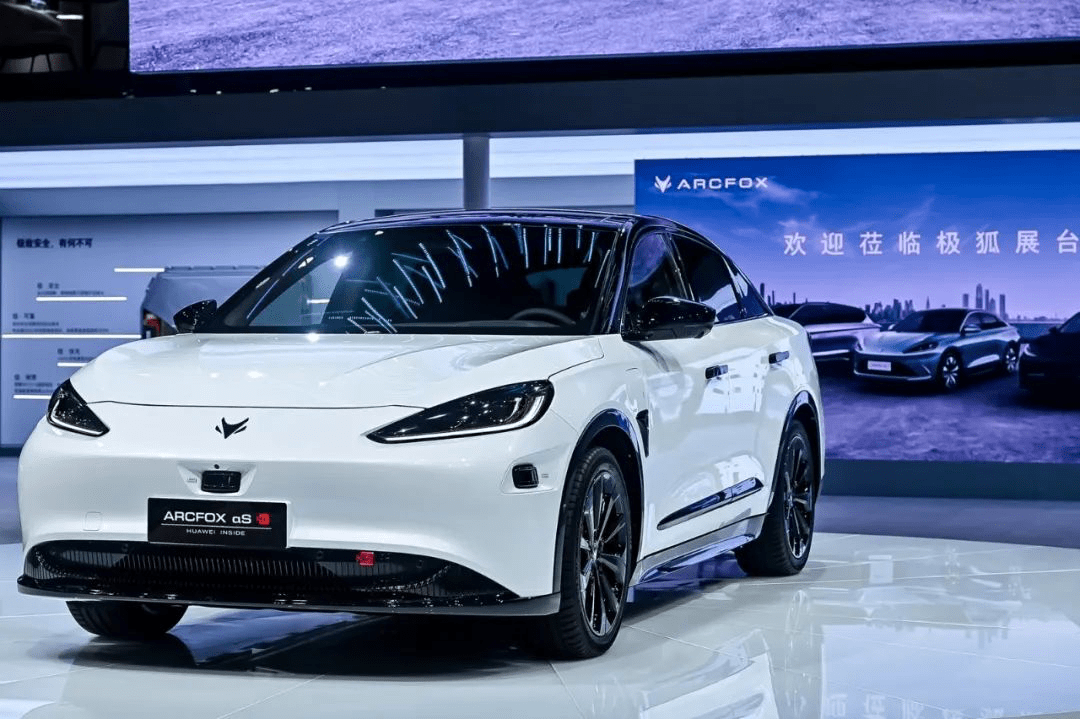 轿车重量排行榜_汽车重量排行榜-太平洋汽车网