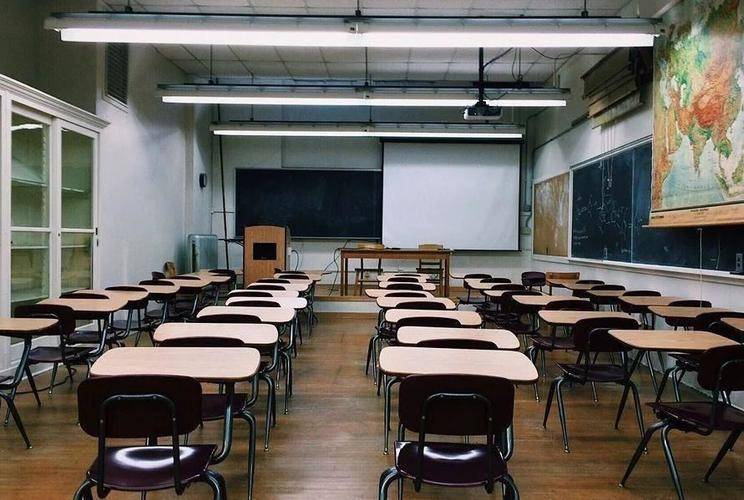 成都外国语学校附属小学_成都小升初政策_成都学区房搬迁消息