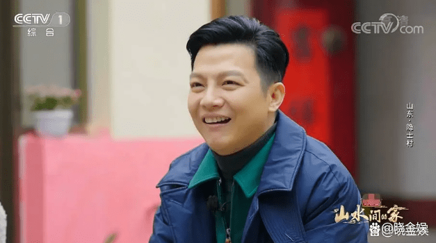 搜图任鲁豫出生于河南,任泓远出生于北京,虽然他们都没有在山东生活过