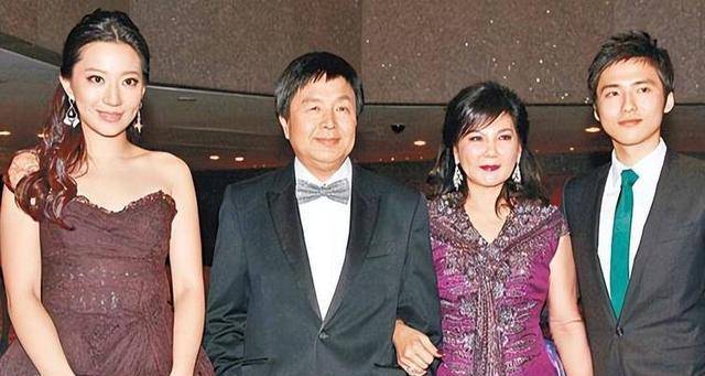 香港"玩具大王":推销员出身,赚565亿元,成功跻身富豪榜前十_蔡志明