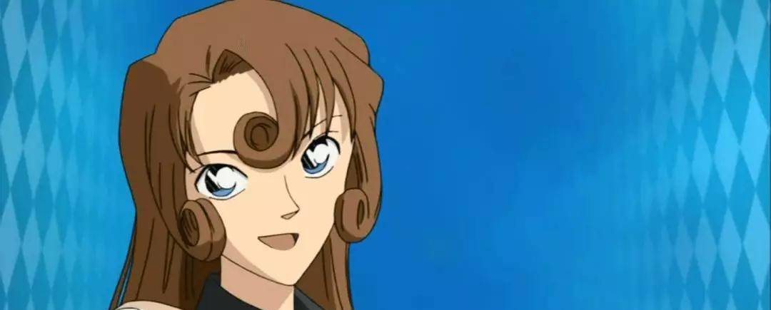 相信有很多人都非常的羡慕工藤优作,因为她娶到了一个十分美丽的老婆