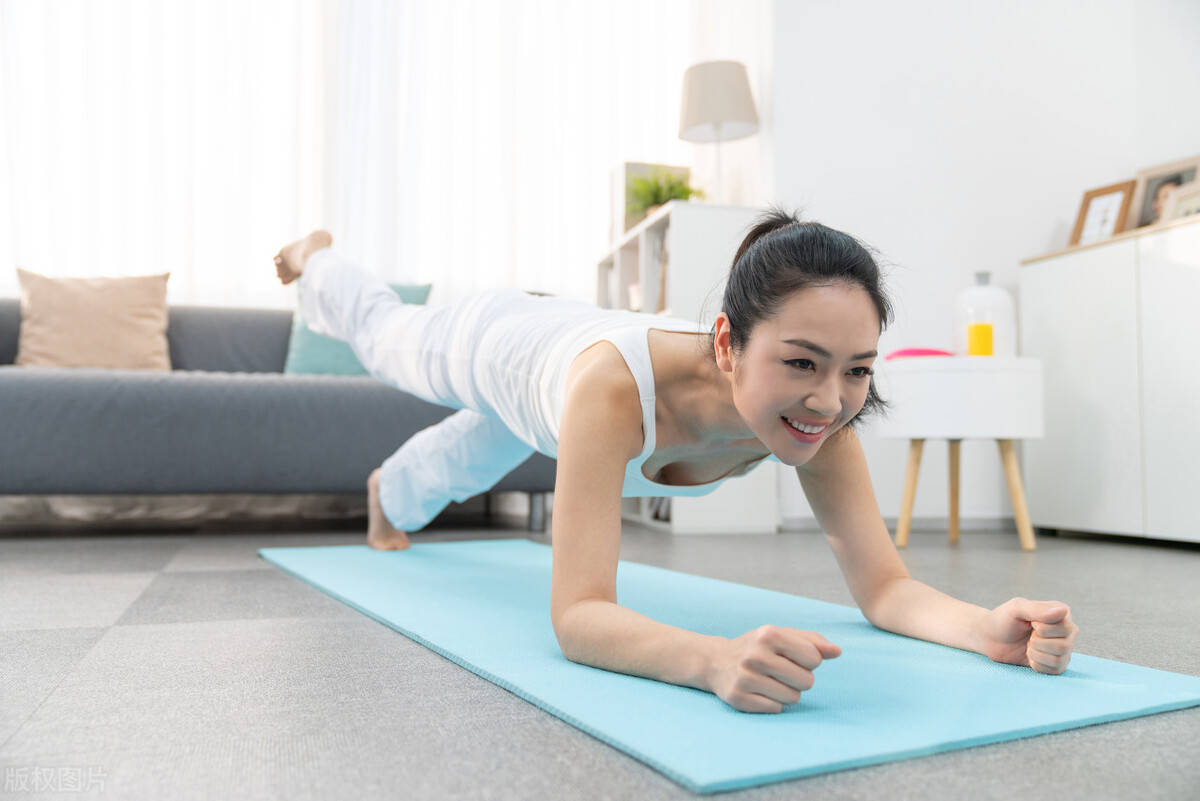 壹邦健康知识:女生平板支撑有什么用 平板支撑一天做几分钟_锻炼_运动