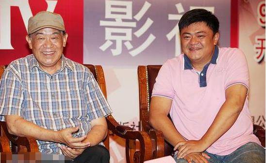 他是地方著名演员,与妻恩爱52年零绯闻,儿子也是演员