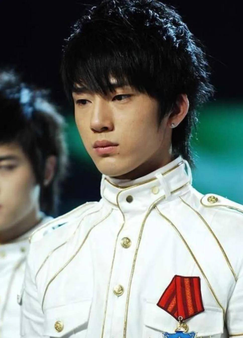 井柏然贵公子形象崩塌,鼻涕口水直流,综艺里的他竟是这般模样