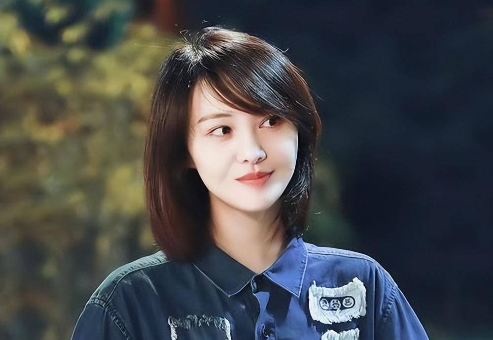 原来恋爱脑是会传染的,景甜宿舍全员受伤,当初她很爱张继科吧_郑爽_阚