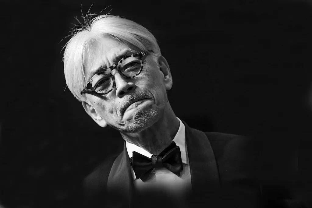 日本音乐家坂本龙一去世 患了咽喉癌之后