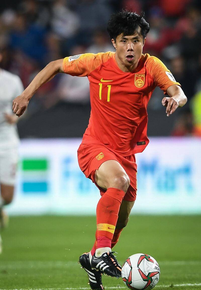 名记:国足队长袖标恐不保_炮轰_球员_国安