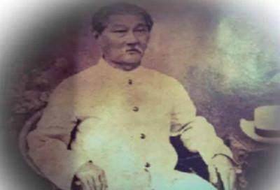 漂洋过海到一国,他打拼多年成"此国首富",故去后享受顶礼膜拜_郑智勇