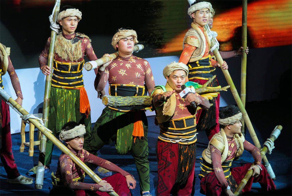 央视《打起锣鼓唱起歌》在武隆取景拍摄_杨兴_川江_印象