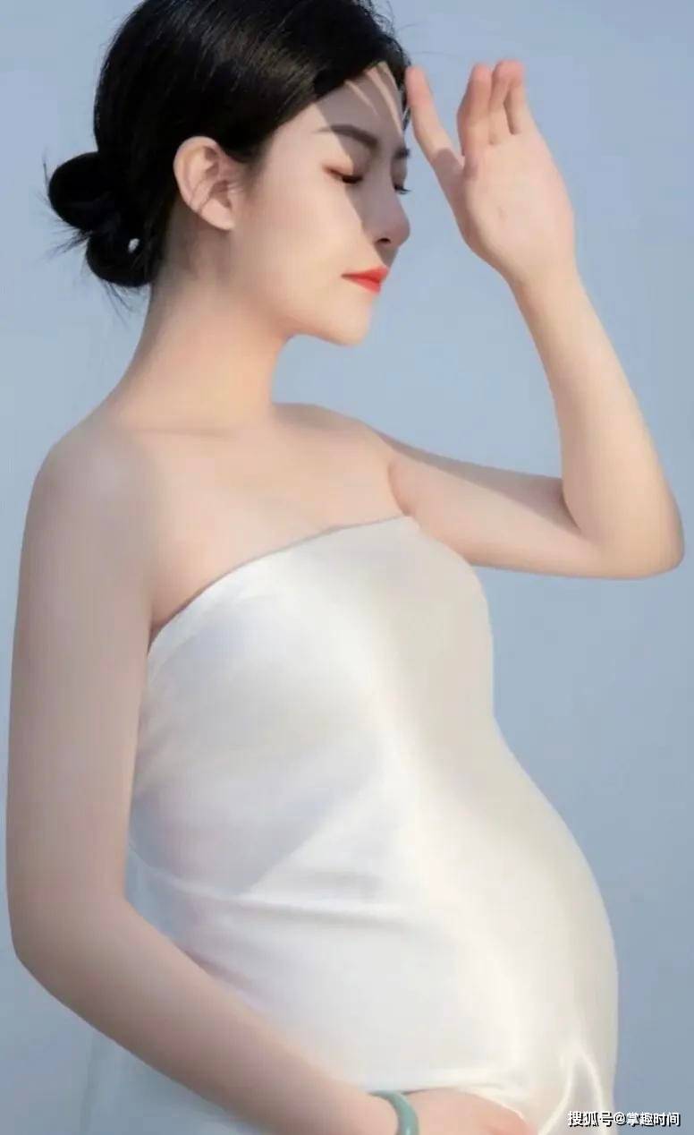 高清美女孕妇写真最美准妈妈