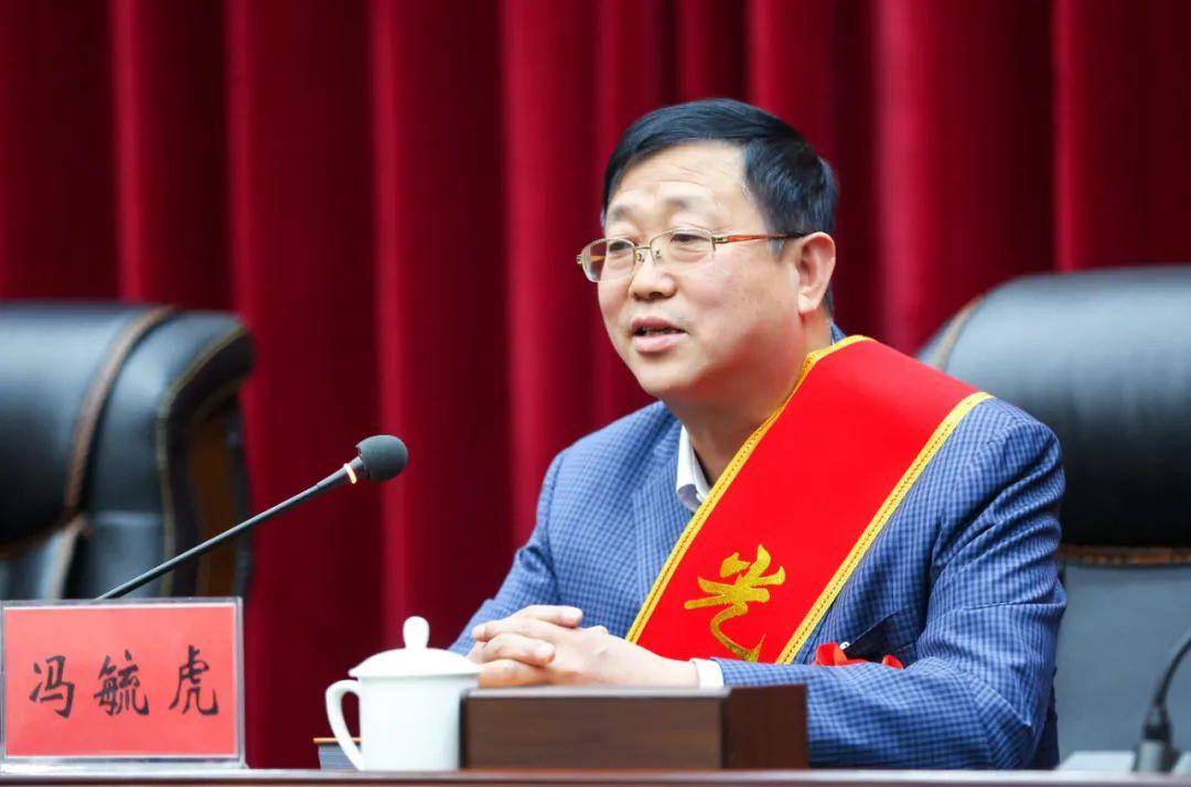 汾阳法院召开干警光荣退休欢送会_同志_工作_李应平