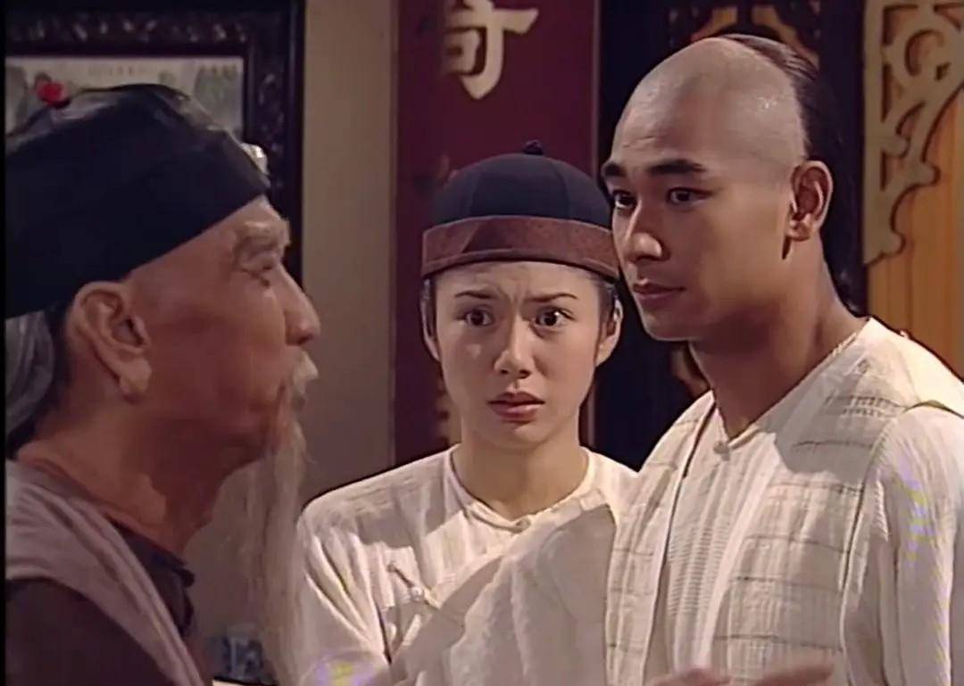 和《南少林之三十六房》两部电视剧中饰演过方世玉这个角色,演员阵容