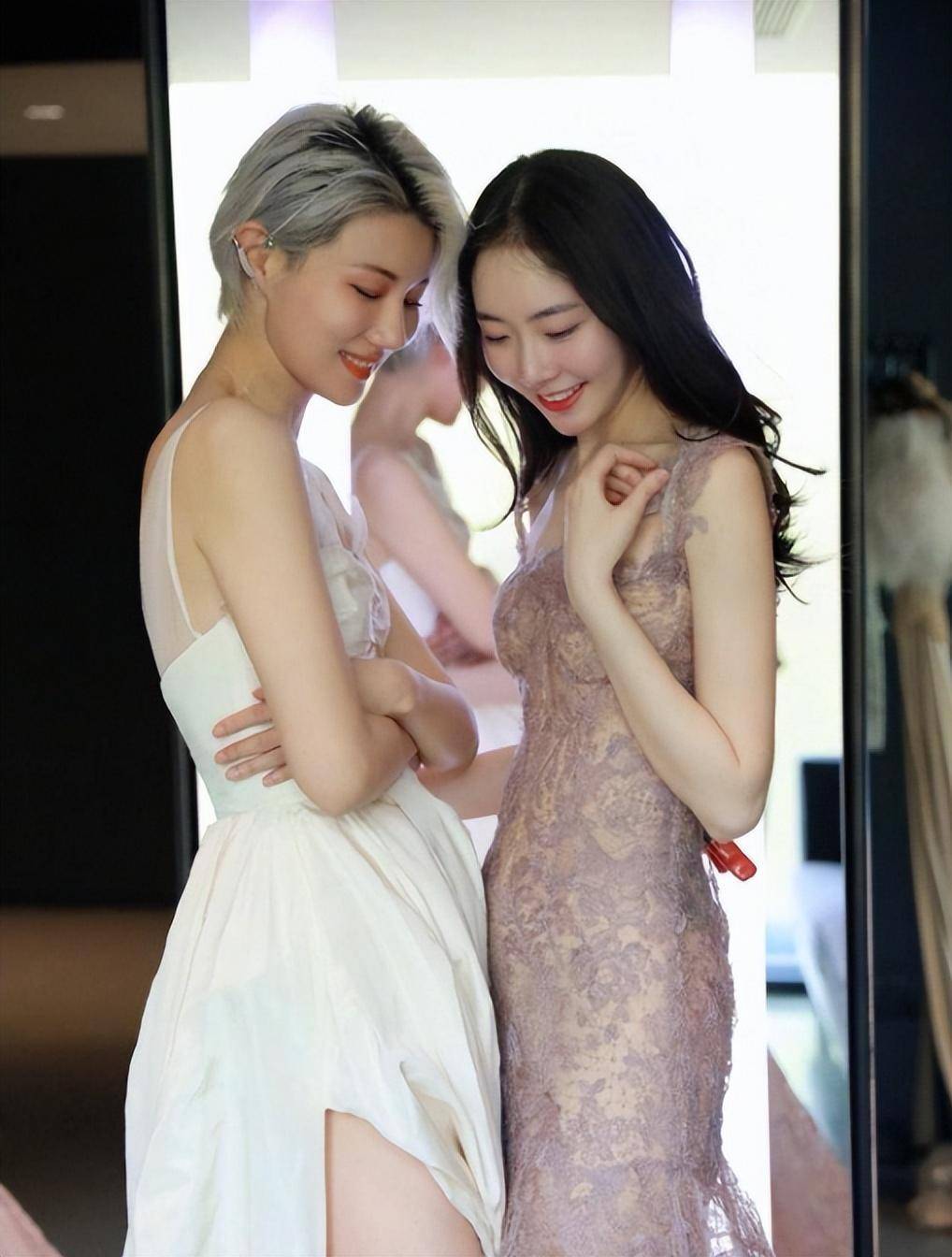 2018年小哥塌房4个月后,女友陈露被闺蜜玩进了警局,她做了什么_王萌