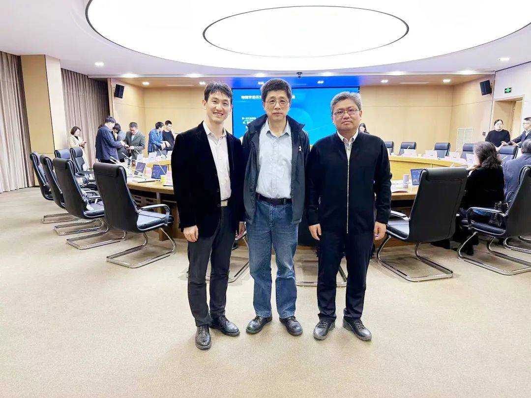 复旦大学哲学学院党委副书记,山西招生组组长耿昭华,与忻州一中副校长