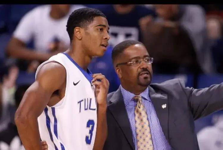 詹姆斯又得防守悍将沙奎尔—哈里森相助,总冠军稳了_弟弟_大学_湖人