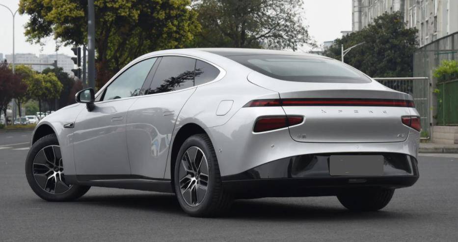 每天花费不到7元,动力续航全都有,小鹏p7i用车成本分析_搜狐汽车_搜狐