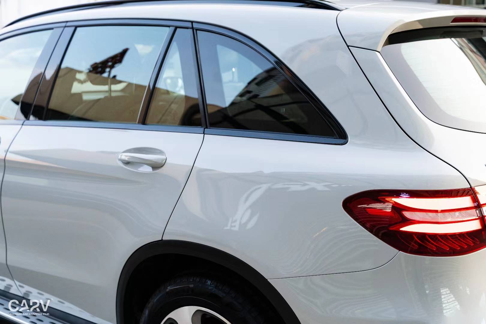 奔驰glc300卡孚改色膜白金保时捷亚灰,全系德国进口基材_搜狐汽车