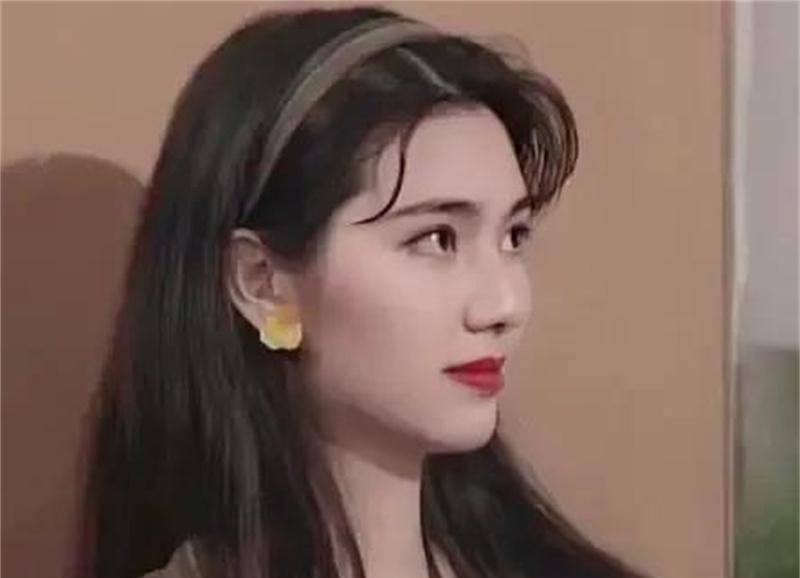 洪欣和莫少聪_洪欣 情路坎坷 三段感情 失败 渣男收割机