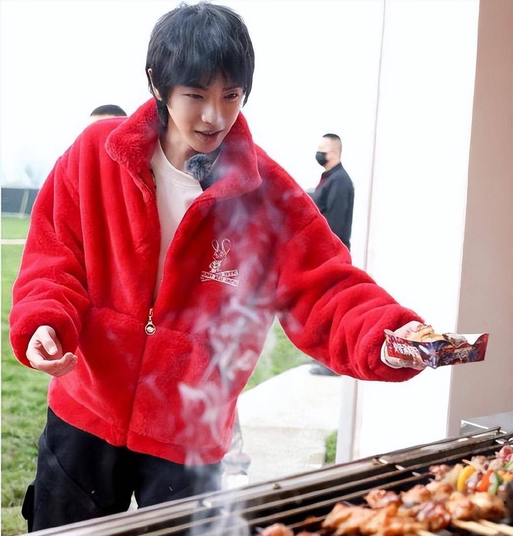 华晨宇现场演唱会揭秘!