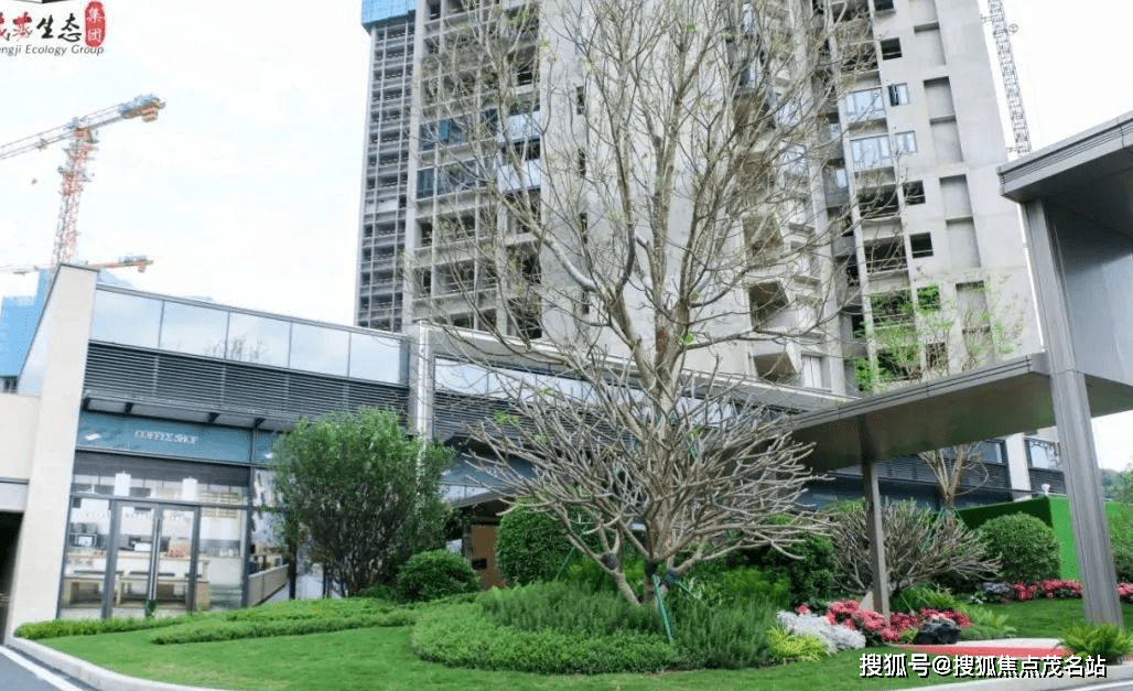 两站达大运,7站抵达布吉,10站即达岗厦北3号线:约200m即永湖地铁口,两