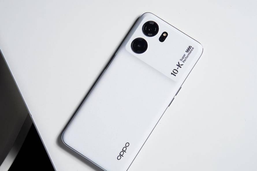 oppo千元机也不错,5000mah 67w 77万跑分,256gb跌到1559元_手机_红米