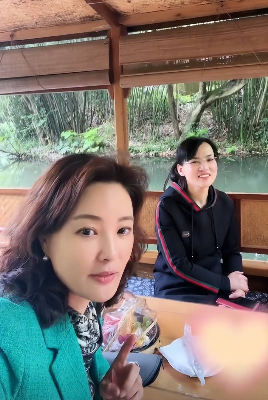 的网友,让自己和失联多年的老同学在杭州再重逢_韩冬雪_同窗_韩同学