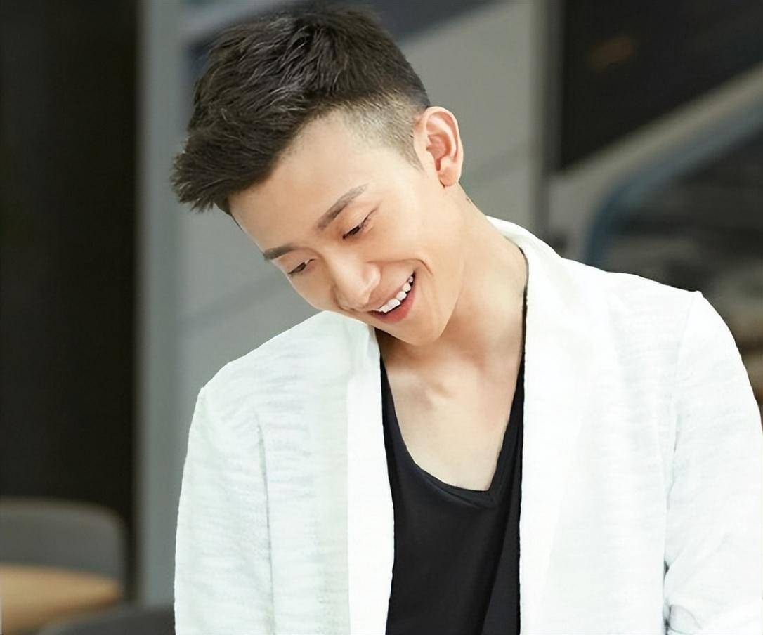 藏了那么多的黑料,张一山,低估你了_女子_回应_刘星