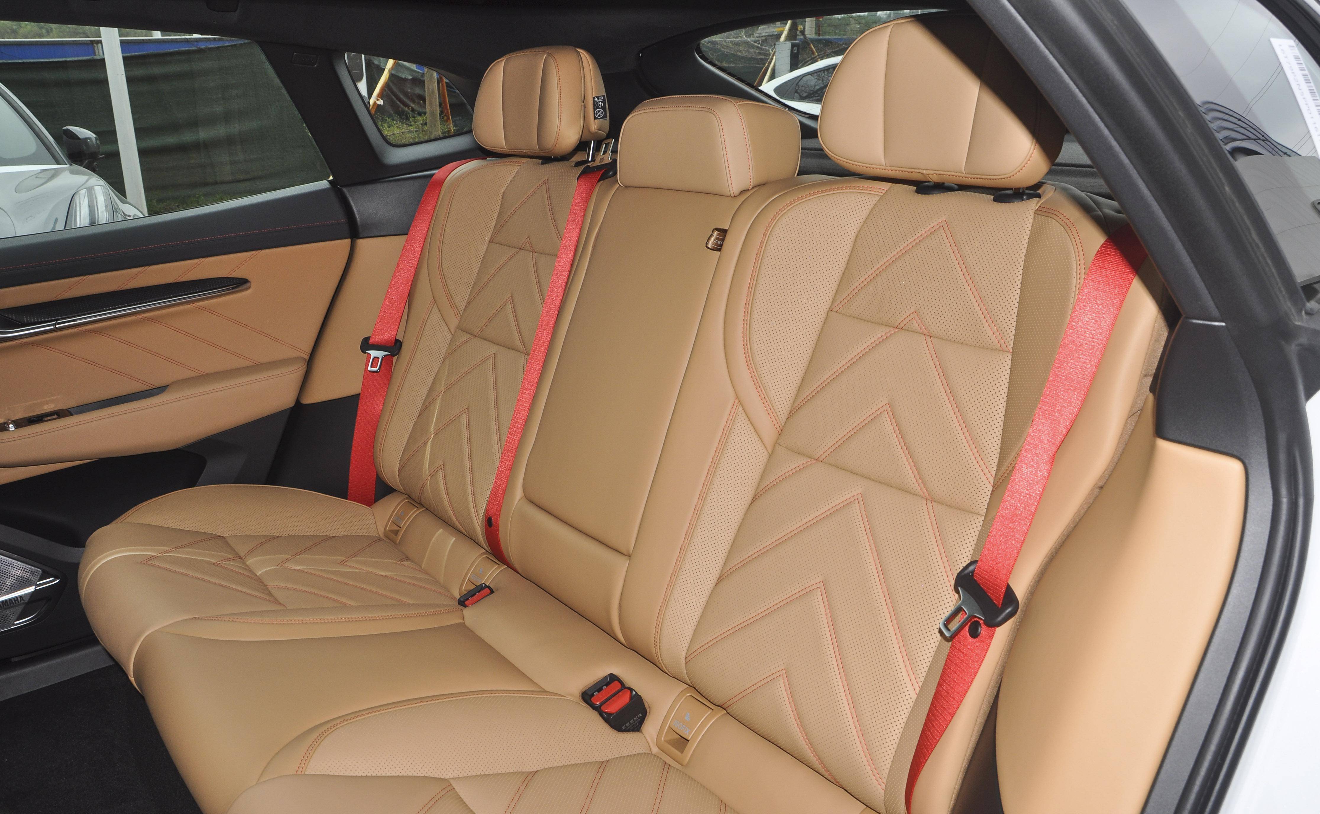 极氪zeekr 001,续航741公里,6.9秒破百的"性能猛兽"_搜狐汽车_搜狐网