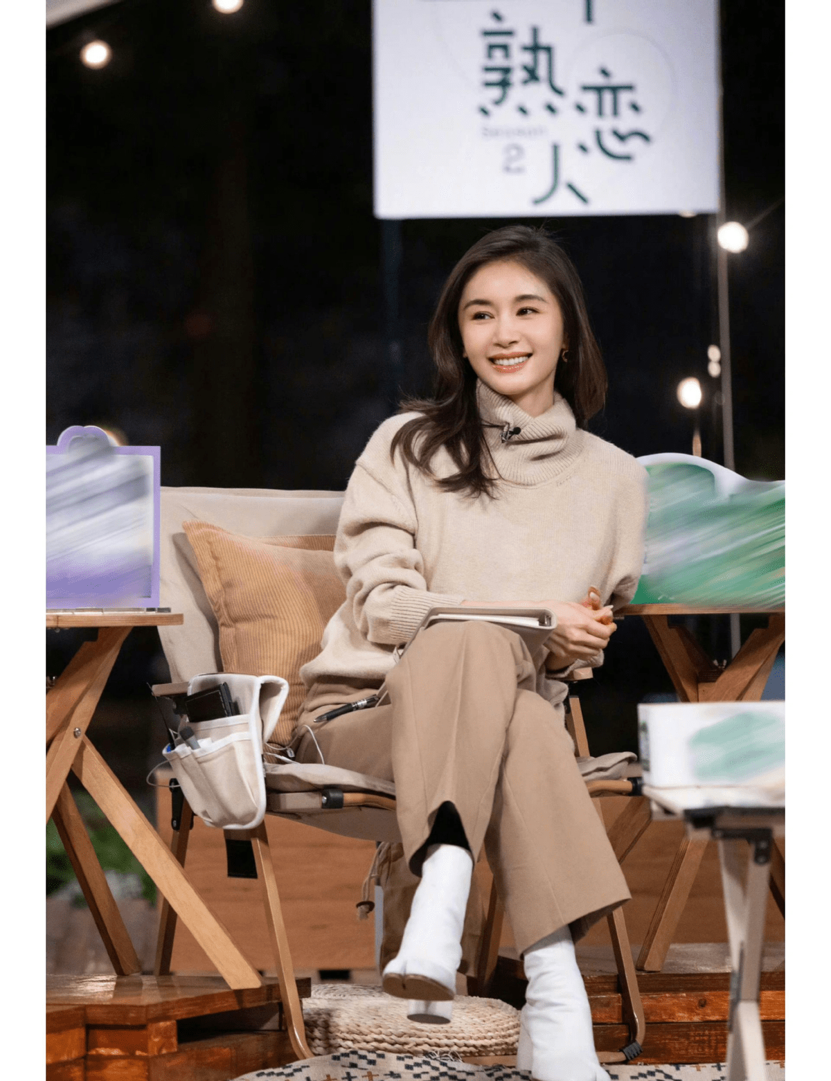 讲真,王子文虽不高,但她的穿搭实在太好看了,尽显气质!